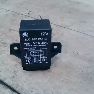 Rendeld meg most SKODA FELICIA 97- Központizár vezérlő elektronika bontott alkatrész