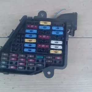 SKODA OCTAVIA 00-04 Biztosítéktábla bcm bsi bsm sam gem modul utastér 1.6i bontott alkatrész Bestseller