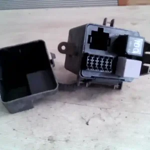 Exkluzív ajánlat SKODA OCTAVIA 00-04 Biztosítéktábla bcm bsi bsm sam gem modul utastér bontott alkatrész