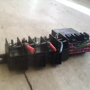 Árcsökkenés SKODA OCTAVIA 97-00 Biztosítéktábla bcm bsi bsm sam gem modulbontott alkatrész