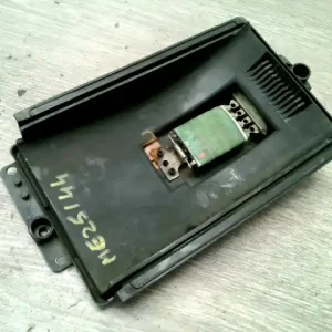 Akciós ár SKODA OCTAVIA 97-00 Fűtőmotor előtét ellenállás1.8 b bontott alkatrész