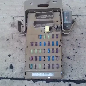 Exkluzív ajánlat SUBARU Legacy2009-2014 BM/BR Biztosítéktábla bcm bsi bsm sam gem modul utastér bontott alkatrész