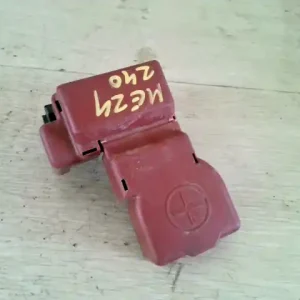 Azonnali szállítás SUZUKI Celerio 2014.03.01- Akkumulátor saru bontott alkatrész