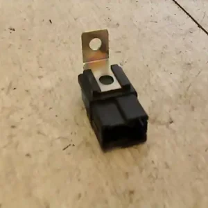 Biztonságos fizetés SUZUKI LIANA Relé bontott alkatrész