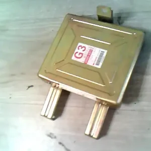 Vedd meg online SUZUKI SWIFT 89-96 Motorvezérlő egység ecu pcm modul 1.3 i, 8 v bontott alkatrész