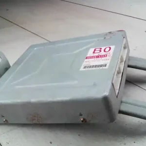 SUZUKI SWIFT 96-05 Motorvezérlő egység ecu pcm modul bontott alkatrész Nézd meg most