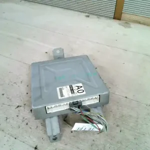 SUZUKI SWIFT 96-05 Motorvezérlő egység ecu pcm modul 1.0 b bontott alkatrész Alacsony ár