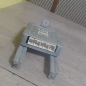 SUZUKI SWIFT 96-05 Motorvezérlő egység ecu pcm modul 1.3 i bontott alkatrész Biztonságos fizetés