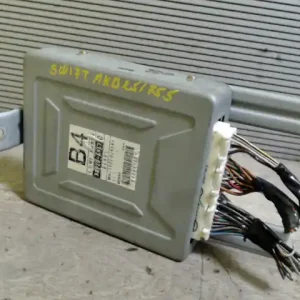SUZUKI SWIFT 96-05 Motorvezérlő egység ecu pcm modul bontott alkatrész Árcsökkenés