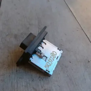 SUZUKI SX4 Fűtőmotor előtét ellenállásbontott alkatrész Prémium