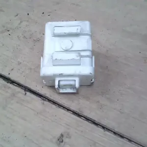 SUZUKI SX4 Központizár vezérlő elektronika bontott alkatrész Árcsökkenés