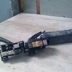 Szuper ajánlat SUZUKI WagonR+ Biztosítéktábla bcm bsi bsm sam gem modul motortér bontott alkatrész