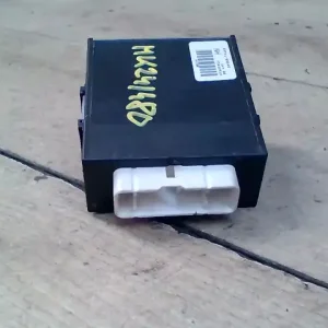 Legjobb ár TOYOTA AVENSIS 01-03 Központizár vezérlő elektronika bontott alkatrész