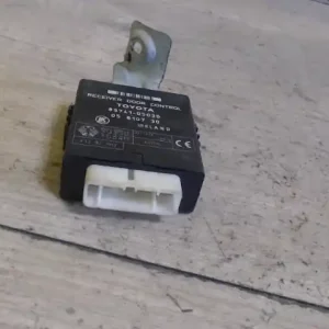 Akció TOYOTA AVENSIS 97-00 Központizár vezérlő elektronika bontott alkatrész