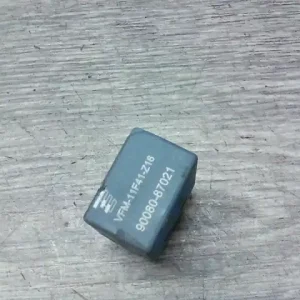 TOYOTA C-HR 16.09.01-19.09.30 Relé 1.8i bontott alkatrész Szezonális akció