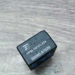 TOYOTA C-HR 16.09.01-19.09.30 Relé 1.8i bontott alkatrész Gyors szállítás