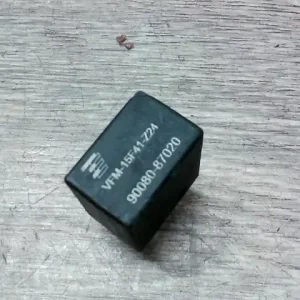 Azonnal elérhető TOYOTA C-HR 16.09.01-19.09.30 Relé 1.8i bontott alkatrész