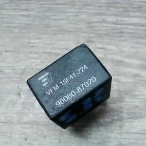 Azonnal elérhető TOYOTA C-HR 16.09.01-19.09.30 Relé 1.8i bontott alkatrész