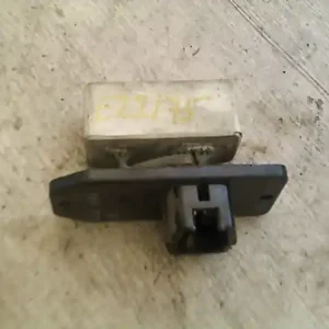 Nézd meg most TOYOTA COROLLA 99.10-02.01 Fűtőmotor előtét ellenállásbontott alkatrész