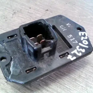 Gyors kiszállítás TOYOTA YARIS 06.01.01-08.12.31 Fűtőmotor előtét ellenállásbontott alkatrész