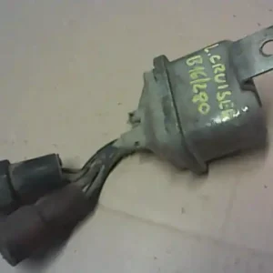 Legnépszerűbb TOYOTA LAND CRUISER 84-87 J7 Egyéb elektronika bontott alkatrész