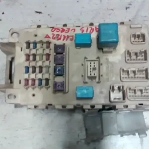 TOYOTA YARIS VERSO Biztosítéktábla bcm bsi bsm sam gem modul 1.4d bontott alkatrész Újdonság