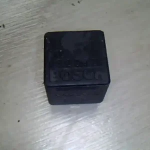 Korlátozott ajánlat VOLVO FLC7,5 Relé bontott alkatrész