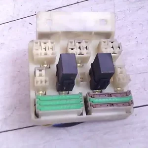 VOLVO S40 Biztosítéktábla bcm bsi bsm sam gem modul relé bontott alkatrész Kedvezmény