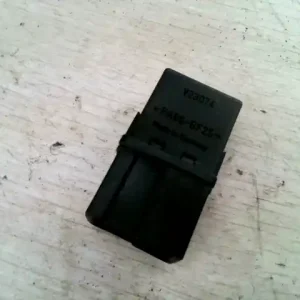 VOLVO S40 Relé bontott alkatrész Expressz kézbesítés