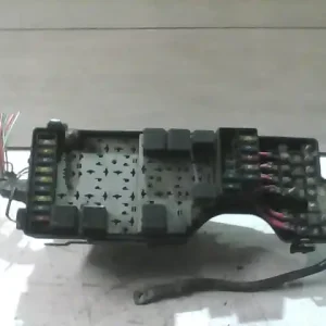 VOLVO S80 98.05.01-06.02.28 Biztosítéktábla bcm bsi bsm sam gem modul motortér bontott alkatrész Kedvezmény