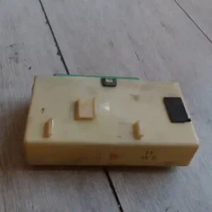 Biztonságos fizetés VOLVO V40 Központizár vezérlő elektronika bontott alkatrész