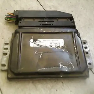 VOLVO V40 Motorvezérlő egység ecu pcm modul bontott alkatrész Szezonális akció