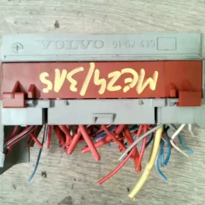 Kiárusítás VOLVO V70 2000.01.01- 2007.08.31 Biztosítéktábla bcm bsi bsm sam gem modul2.5 diesel bontott alkatrész