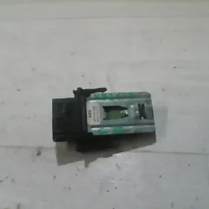 VW GOLF III. Fűtőmotor előtét ellenállásbontott alkatrész Olcsó