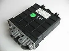 VW GOLF III. Motorvezérlő egység ecu pcm modul bontott alkatrész Utolsó esély