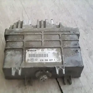 VW GOLF III. Motorvezérlő egység ecu pcm modul 1.4i bontott alkatrész Gyors kiszállítás