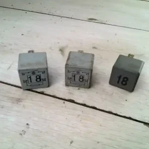 Akciós ár VW GOLF III. Relébontott alkatrész