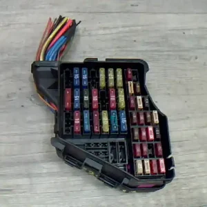 VW GOLF IV. Biztosítéktábla bcm bsi bsm sam gem modul1.8ibontott alkatrész Ingyenes szállítás