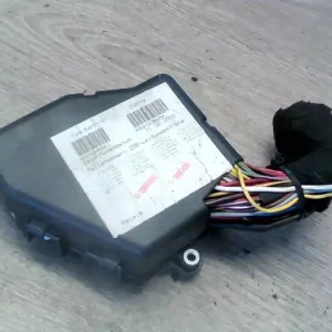 VW GOLF IV. Biztosítéktábla bcm bsi bsm sam gem modul utastér 1.9tdi bontott alkatrész Korlátozott ajánlat