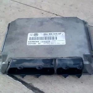 Korlátozott ajánlat VW GOLF IV. Motorvezérlő egység ecu pcm modul 1,6 i bontott alkatrész