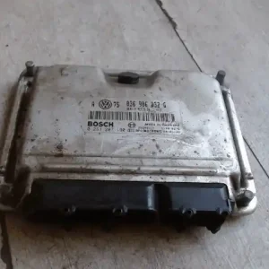 Népszerű VW GOLF IV. Motorvezérlő egység ecu pcm modul 1.4i bontott alkatrész