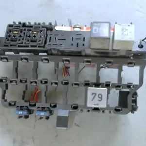 Exkluzív ajánlat VW GOLF IV. Relé bontott alkatrész