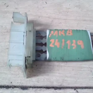 Kedvezmény VW Golf V. 2003.10 - 2008.09 Fűtőmotor előtét ellenállásbontott alkatrész