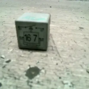 VW GOLF IV. Relé 1.6 b bontott alkatrész Gyors szállítás