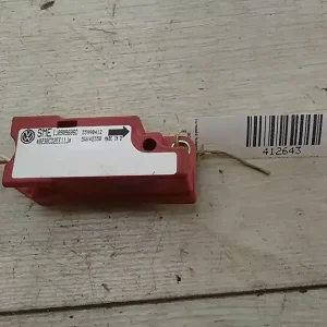 Különleges ajánlat VW GOLF IV. ütközés érzékelő bontott alkatrész