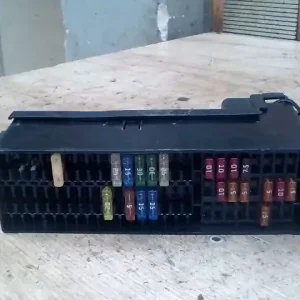 VW Golf Plus 2005.01.-2009.02 Biztosítéktábla bcm bsi bsm sam gem modul utastér bontott alkatrész Nézd meg most