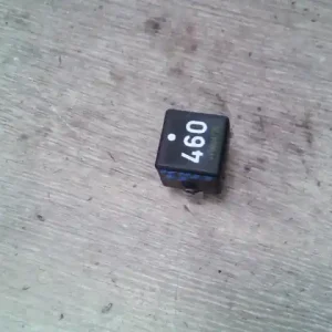 VW JETTA V 05-10 Relé bontott alkatrész Ne maradj le