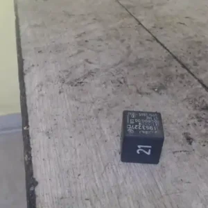 VW LT 96- Relé bontott alkatrész Ne maradj le