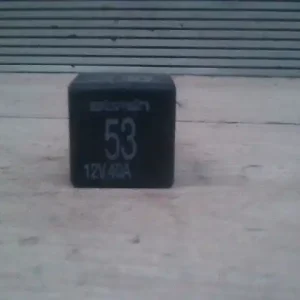 VW PASSAT 00.11-05.02 B5.5 Relé 1.9tdi bontott alkatrész Szezonális akció