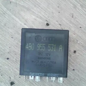 Akció VW PASSAT 00.11-05.02 B5.5 Relé bontott alkatrész